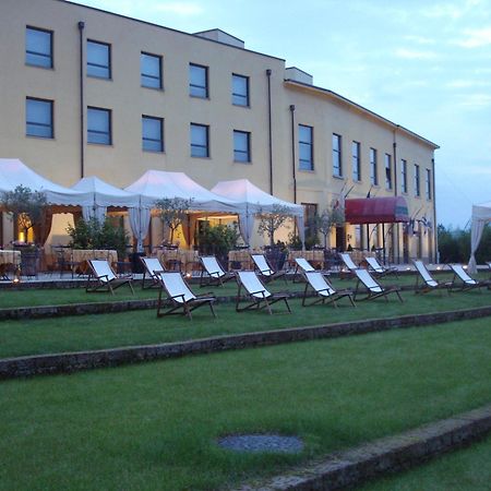 Hotel Barrage Pinerolo Esterno foto