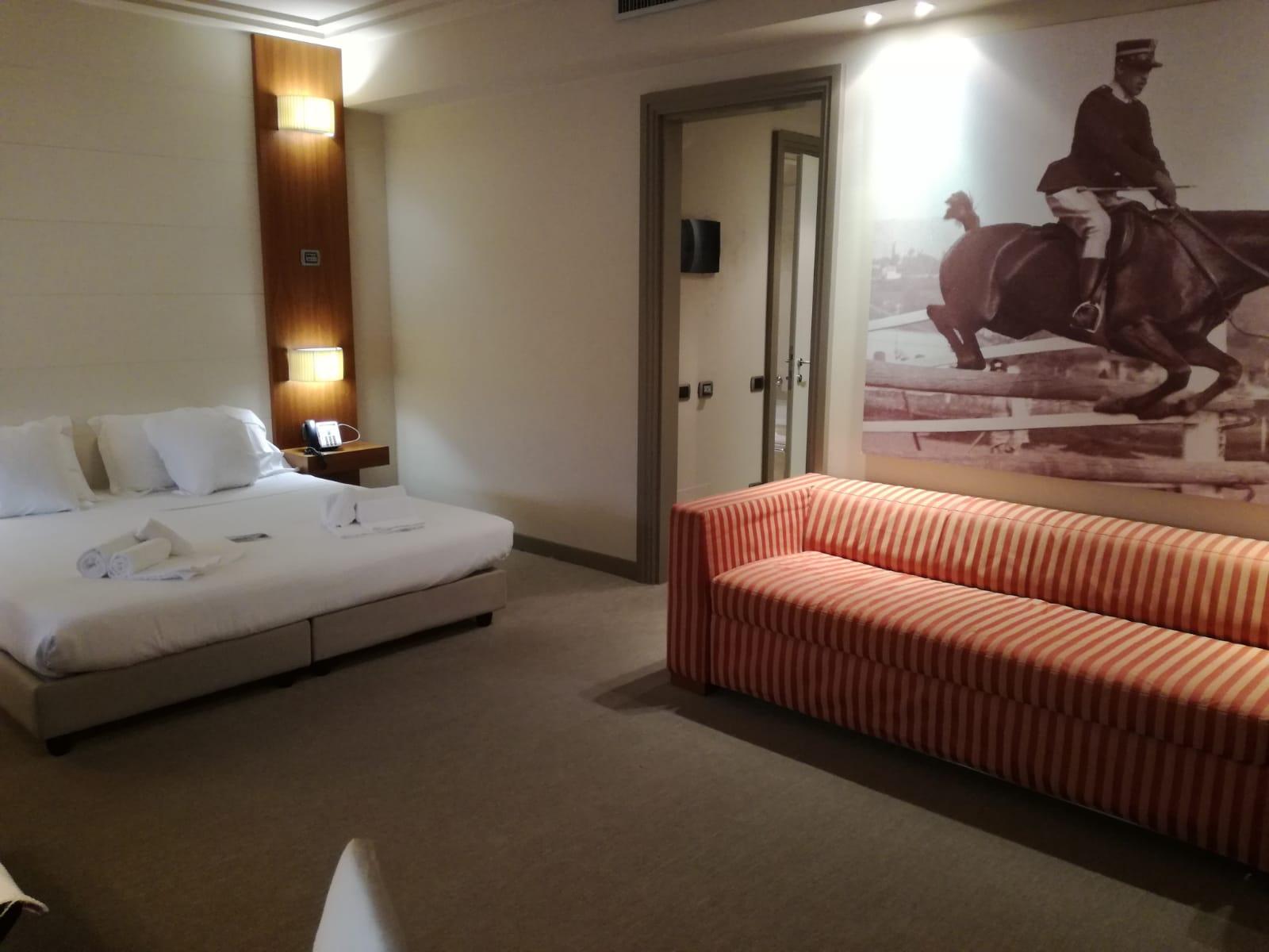 Hotel Barrage Pinerolo Esterno foto